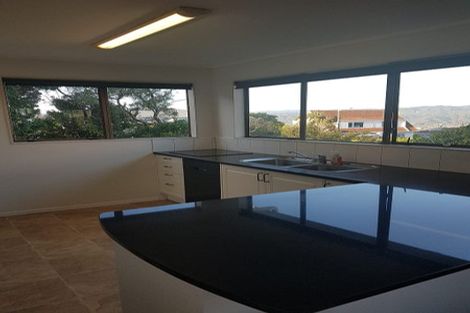 Photo of property in 64 Cypress Drive, Maungaraki, Lower Hutt, 5010