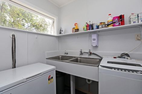 Photo of property in 401 Huia Place, Camberley, Hastings, 4120