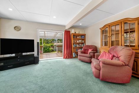 Photo of property in 40 Field Street, Silverstream, Upper Hutt, 5019