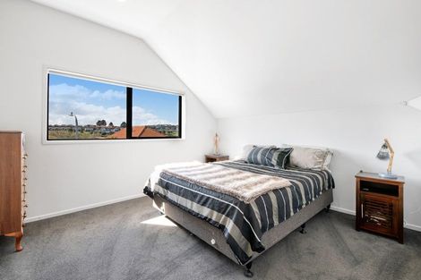 Photo of property in 7a Parkwood Crescent, Gulf Harbour, Whangaparaoa, 0930