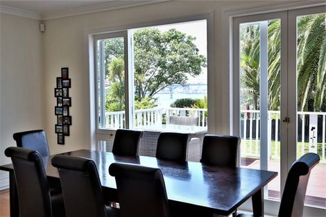 Photo of property in 9 Awanui Street, Birkenhead, Auckland, 0626