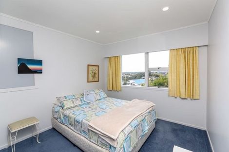 Photo of property in 19 Findlay Street, Moturoa, New Plymouth, 4310