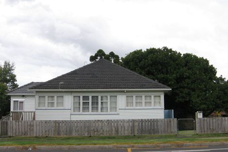 Photo of property in 37 Mount Smart Road, Onehunga, Auckland, 1061