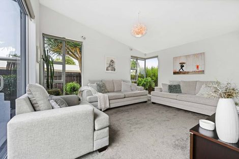 Photo of property in 12 Cumbria Way, Hamilton East, Hamilton, 3216