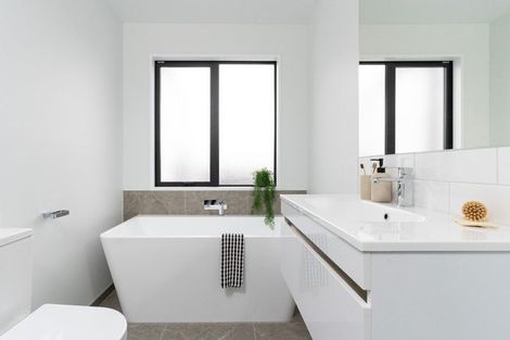 Photo of property in 8 Rakau Lane, Casebrook, Christchurch, 8051