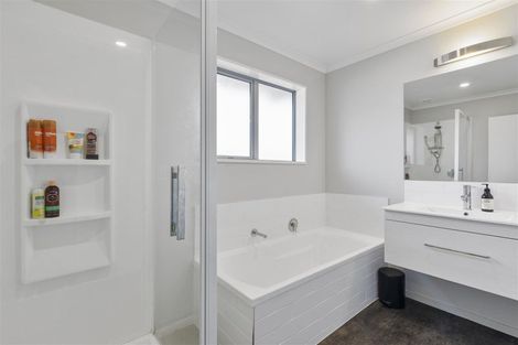 Photo of property in 66 Prestons Park Drive, Marshland, Christchurch, 8083