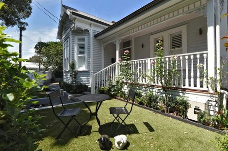 Photo of property in 18 Kowhai Street, Mount Eden, Auckland, 1024