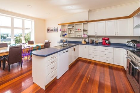 Photo of property in 250 Wicksteed Street, Whanganui, 4500