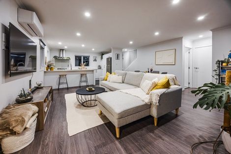 Photo of property in 3 Adamson Road, Flat Bush, Auckland, 2019