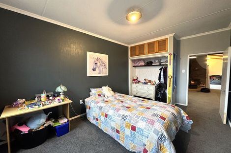 Photo of property in 51 Allan Street, Waiwera South, Clinton, 9584