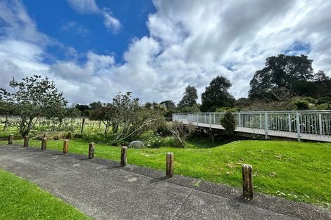 Photo of property in 50 Misty Valley Drive, Henderson, Auckland, 0612