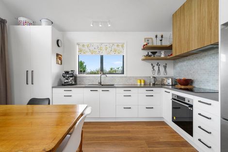 Photo of property in 16 Cowley Drive, Leamington, Cambridge, 3432