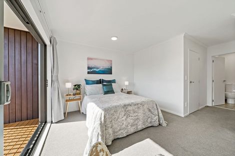 Photo of property in 19 Ti Kouka Lane, Sandringham, Auckland, 1025