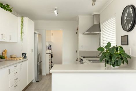 Photo of property in 93 Hyde Avenue, Richmond Heights, Taupo, 3330