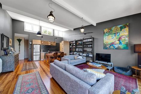 Photo of property in 52 Buller Street, New Plymouth, 4312