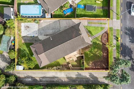 Photo of property in 10 Ellison Place, Pakuranga Heights, Auckland, 2010