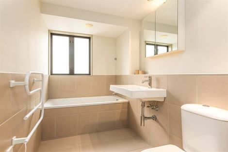 Photo of property in 4/32 Cashel Street, Christchurch Central, Christchurch, 8013