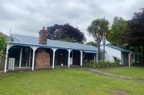 Photo of property in 295 Mangorei Road, Merrilands, New Plymouth, 4312