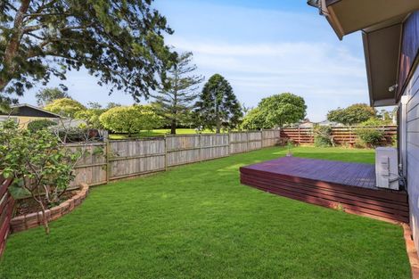 Photo of property in 2 Marvon Downs Avenue, Pakuranga Heights, Auckland, 2010