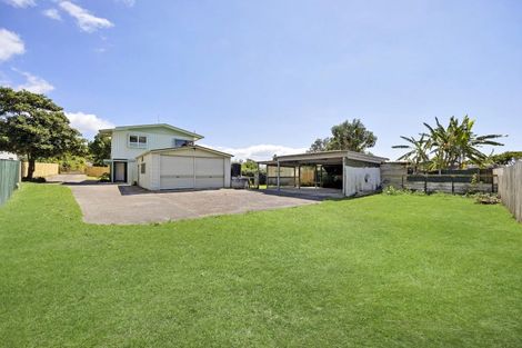 Photo of property in 12 Kawakawa-orere Road, Kawakawa Bay, Papakura, 2585