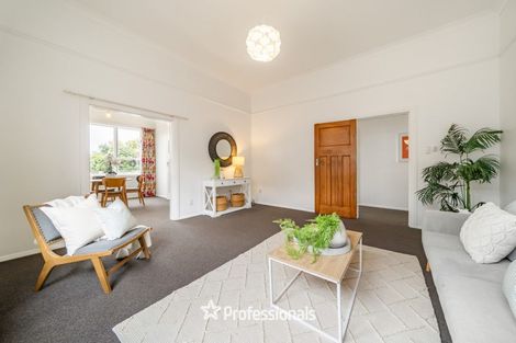 Photo of property in 79 Queens Drive, Lyall Bay, Wellington, 6022