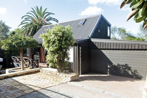 Photo of property in 16b Sylvia Road, Saint Heliers, Auckland, 1071