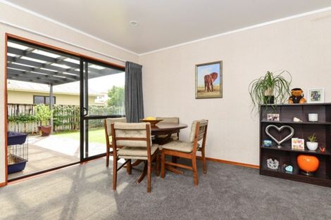 Photo of property in 11 Willowfield Place, Pukete, Hamilton, 3200