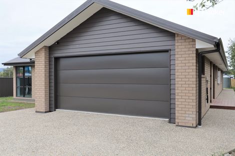 Photo of property in 5 North Foreland Street, Waihola, Milton, 9073