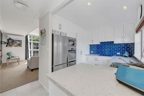 Photo of property in 4/2 Tampin Road, Hillpark, Auckland, 2102