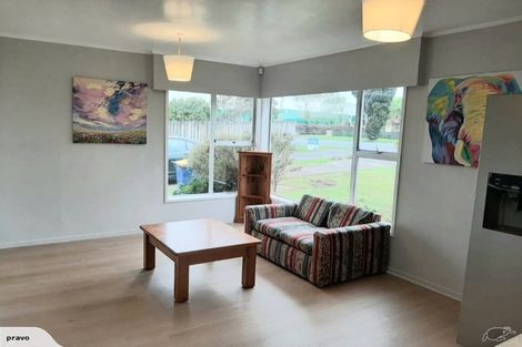 Photo of property in 1/25 West Coast Road, Glen Eden, Auckland, 0602