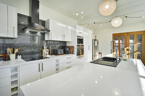 Photo of property in 705 Massey Street, Akina, Hastings, 4122