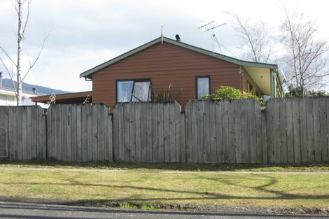 Photo of property in 11 Te Hei Place, Turangi, 3334