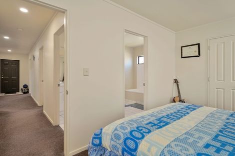 Photo of property in 29 Neta Grove, Henderson, Auckland, 0612