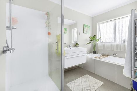 Photo of property in 63a Enderley Avenue, Enderley, Hamilton, 3214