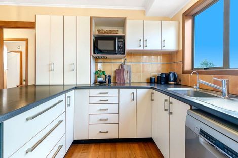 Photo of property in 32 Woodford Avenue, Brookfield, Tauranga, 3110