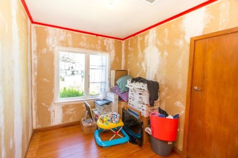 Photo of property in 9 Anthony Street, Tawa, Wellington, 5028