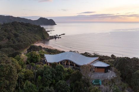 Photo of property in 167c Sailors Grave Road, Pumpkin Hill, Whitianga, 3591