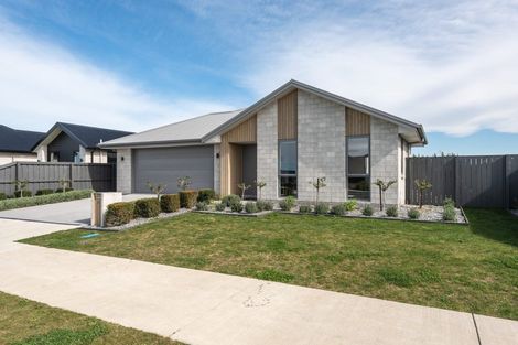 Photo of property in 21 Hotere Street, Rangiora, 7400