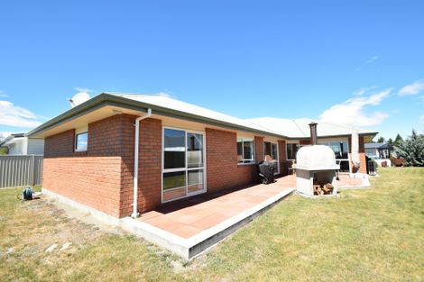 Photo of property in 6 Rhoboro Road, Twizel, 7901