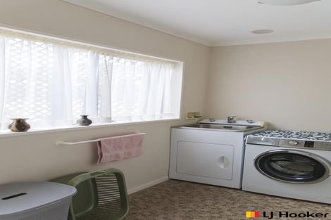 Photo of property in 10 Larkspur Court, The Gardens, Auckland, 2105