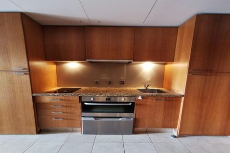 Photo of property in The Metropolis Apartments, 810/1 Courthouse Lane, Auckland Central, Auckland, 1010