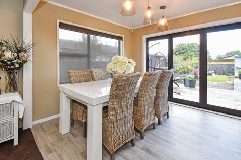 Photo of property in 29 Rushgreen Avenue, Pahurehure, Papakura, 2113