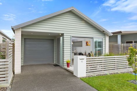 Photo of property in 42 Scoria Close, Pyes Pa, Tauranga, 3112
