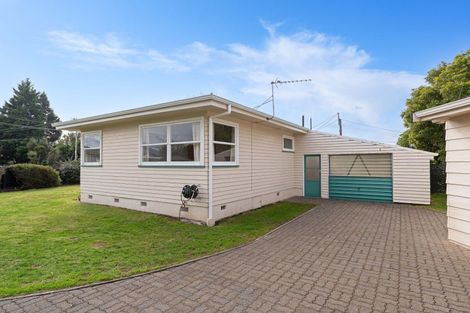 Photo of property in 1 East Street, Greytown, 5712