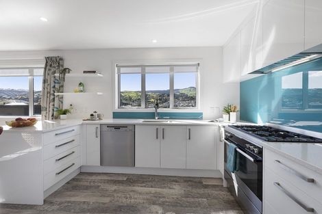 Photo of property in 23 Mascot Street, Tawa, Wellington, 5028