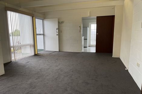 Photo of property in 3/20 Selwyn Road, Cockle Bay, Auckland, 2014