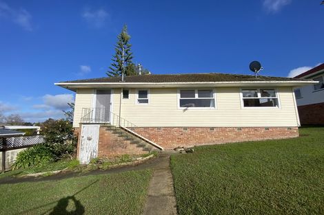 Photo of property in 61 Blakeborough Drive, Forrest Hill, Auckland, 0620