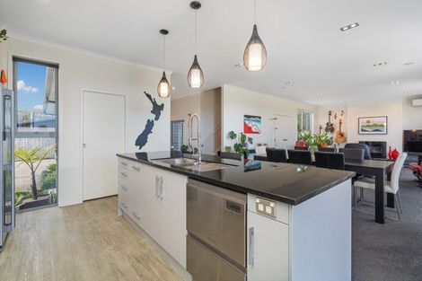 Photo of property in 273 Cook Drive, Whitianga, 3510