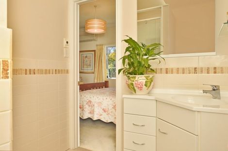 Photo of property in 56 Jellicoe Street, Greytown, 5712