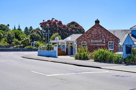 Photo of property in 12 Matatua Road, Raumati Beach, Paraparaumu, 5032